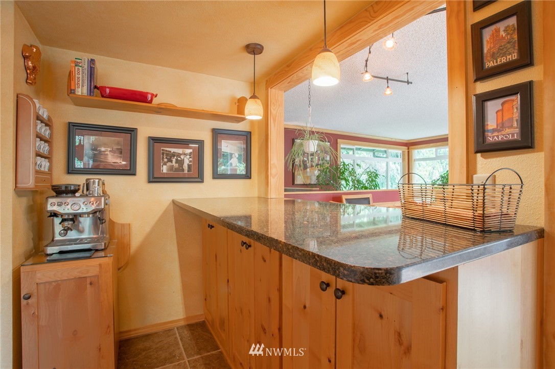 2402 190th Street Southeast Bothell, WA 98012 - Photo 8 of 38 Gallery Image 8
