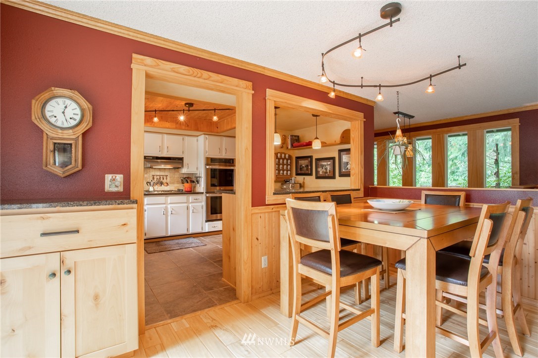 2402 190th Street Southeast Bothell, WA 98012 - Photo 9 of 38 Gallery Image 9