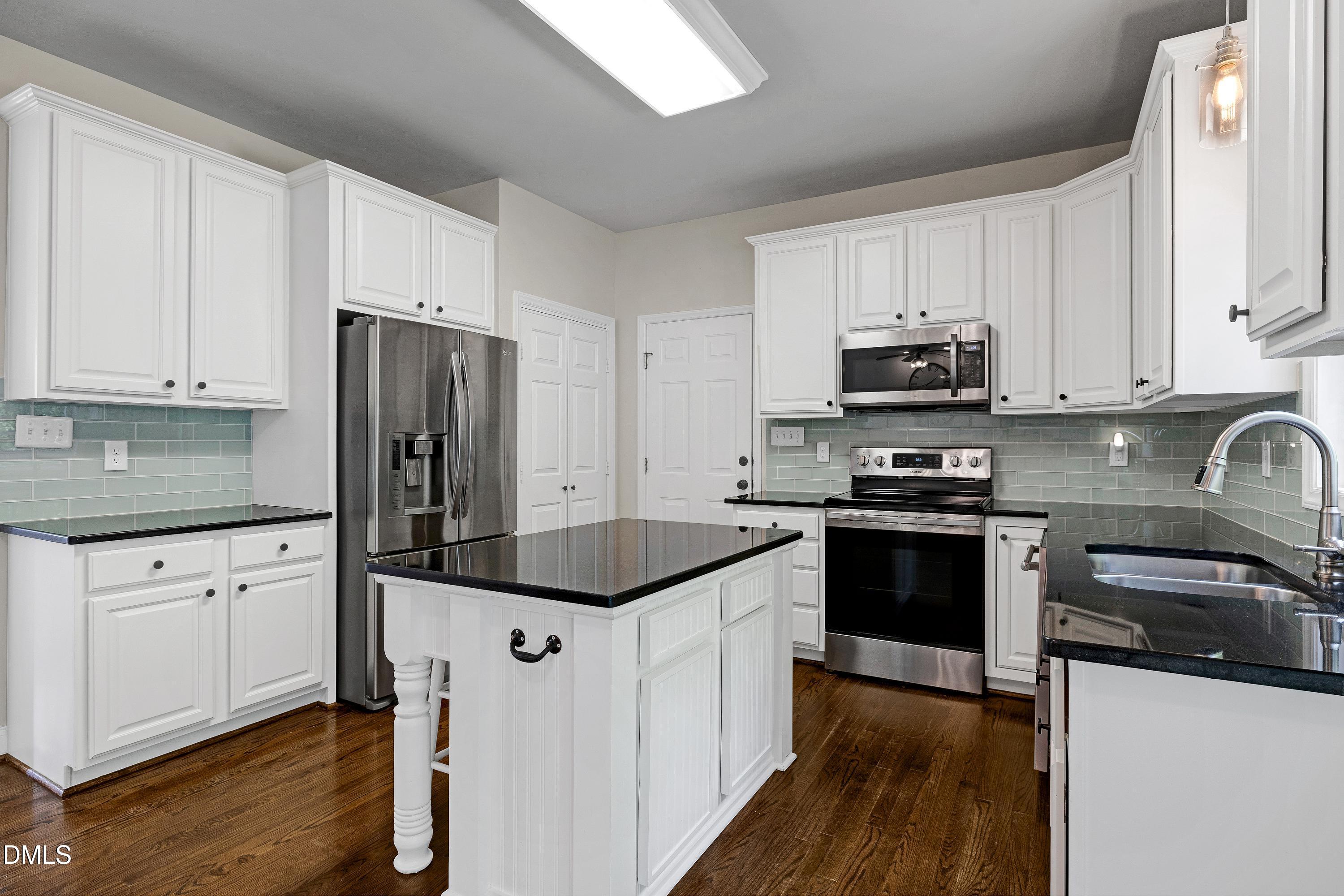 1706 Patterson Grove Road Apex, NC 27502 - Photo 15 of 52 Kitchen