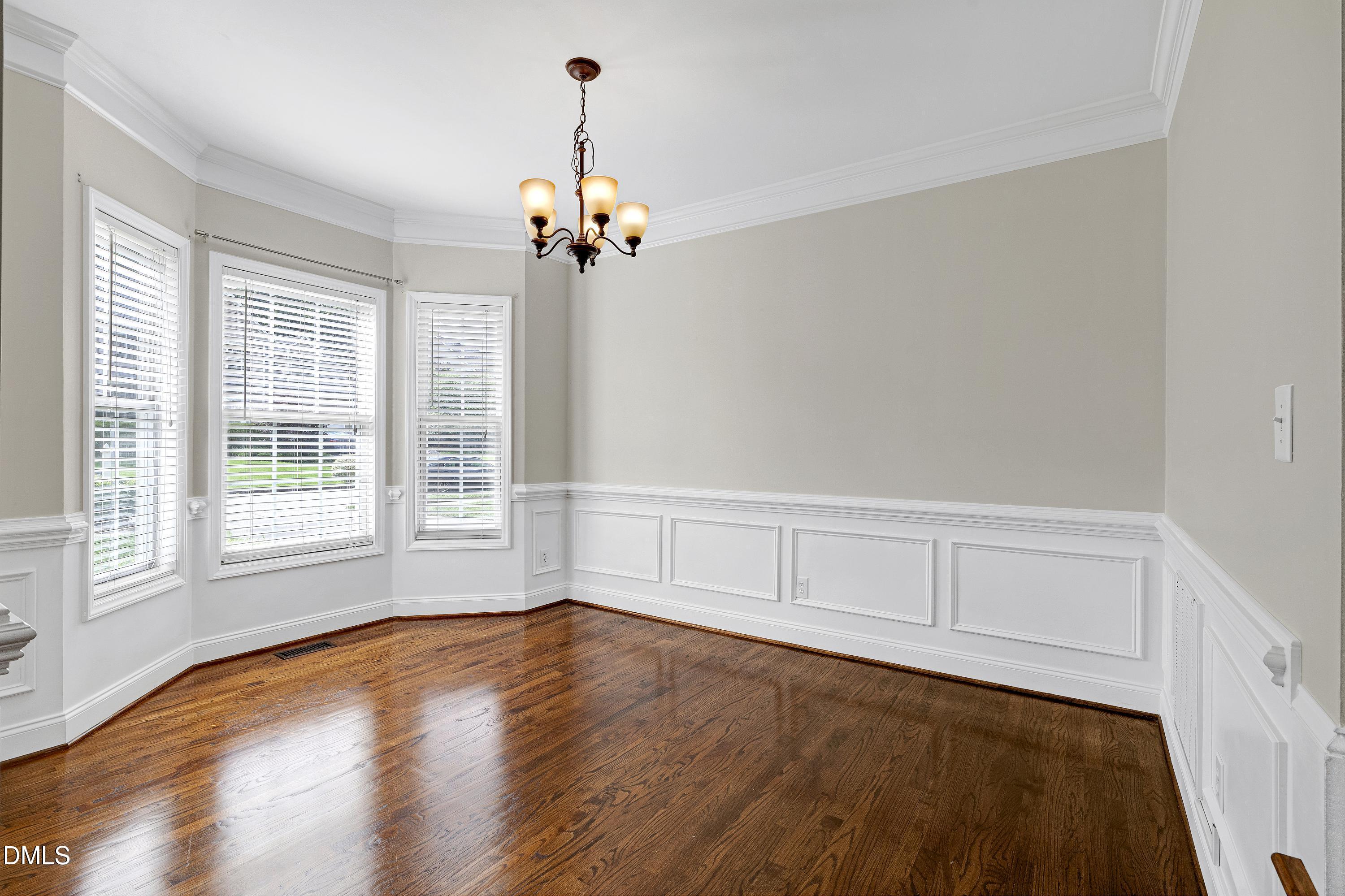 1706 Patterson Grove Road Apex, NC 27502 - Photo 6 of 52 Dining