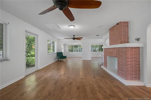 a view of an empty room and window