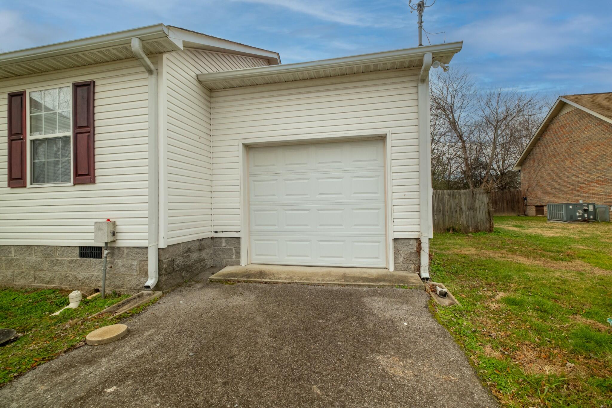 117 Carter Blake Road Tullahoma, TN 37388 - Photo 5 of 27 3067292-2