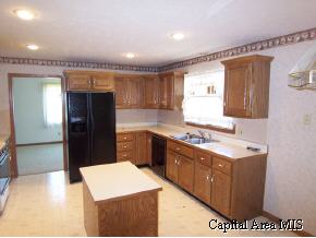4313 Deming Drive Springfield, IL 62703 - Photo 4 of 9