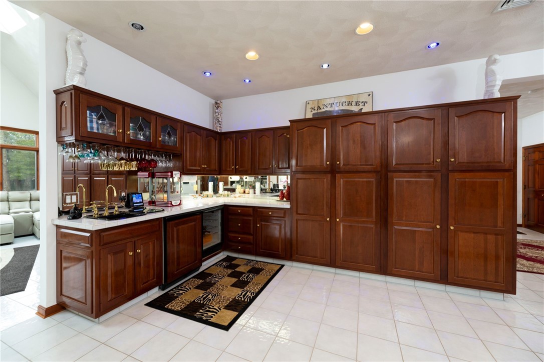 11 Wicklow Road Westerly, RI 02891 - Photo 17 of 50