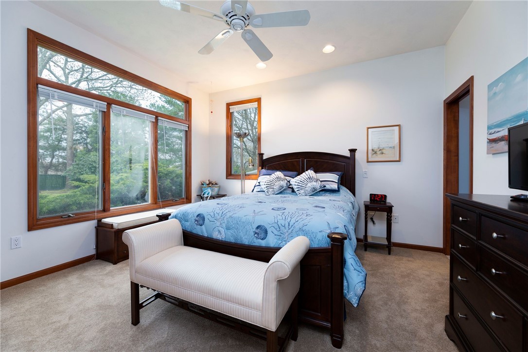 11 Wicklow Road Westerly, RI 02891 - Photo 25 of 50