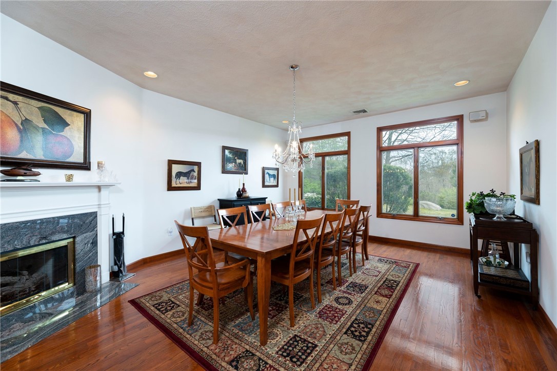 11 Wicklow Road Westerly, RI 02891 - Photo 5 of 50