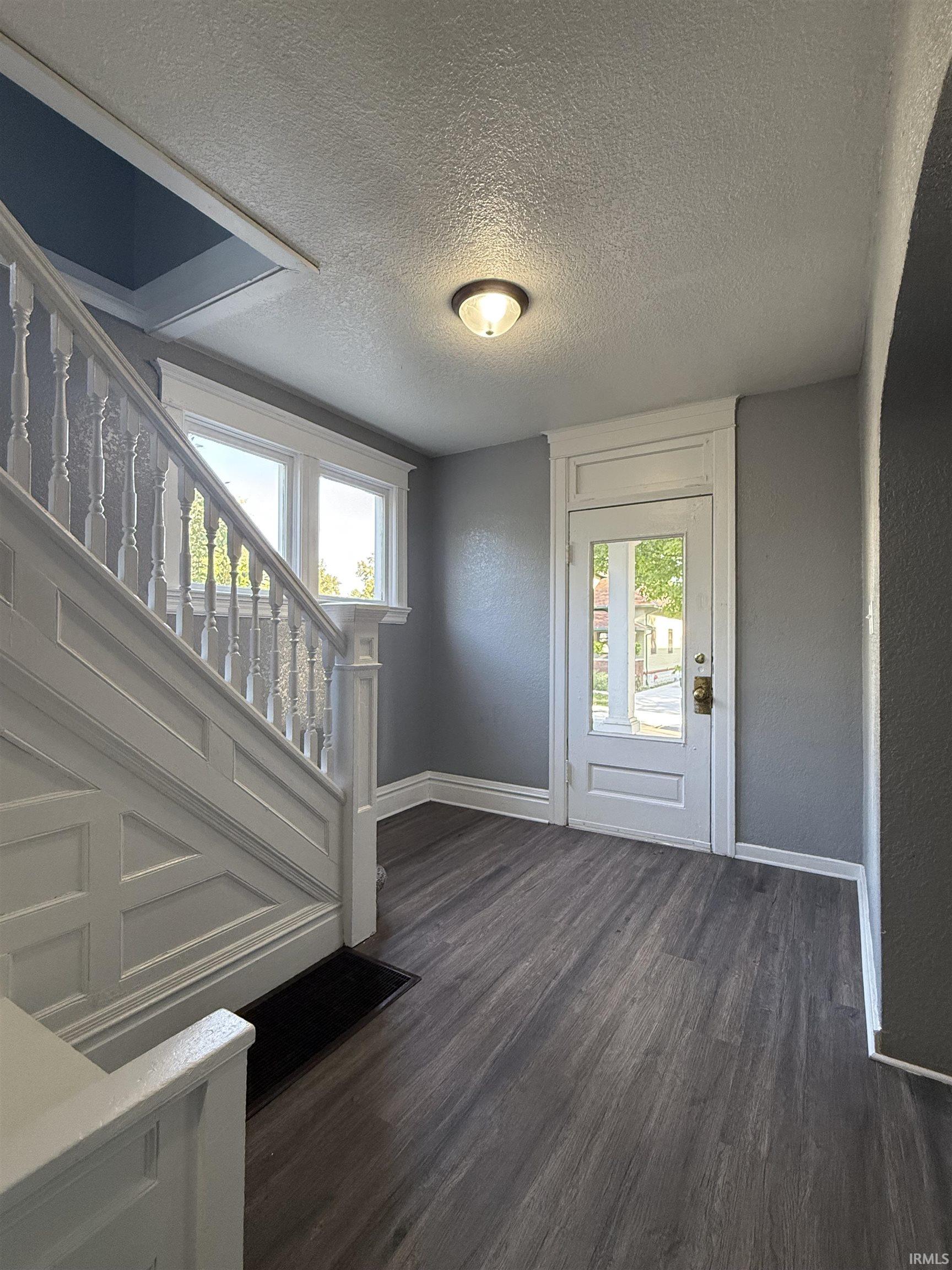 1115 Maple Avenue Fort Wayne, IN 46807 - Photo 4 of 16