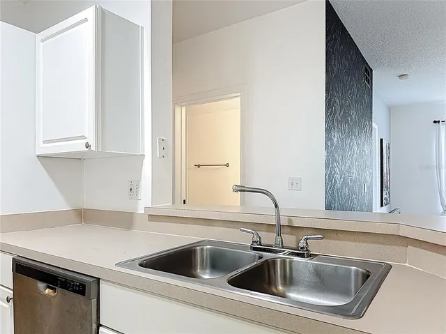 $175,000 | 5548 Metrowest Boulevard, Unit 209, Orlando, FL 32811