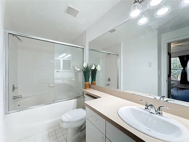 $175,000 | 5548 Metrowest Boulevard, Unit 209, Orlando, FL 32811