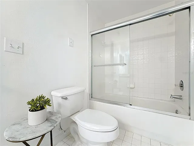 $175,000 | 5548 Metrowest Boulevard, Unit 209, Orlando, FL 32811