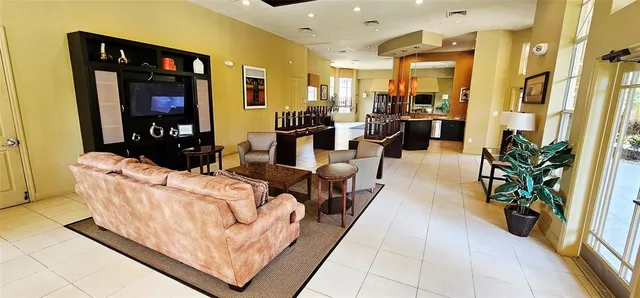 $175,000 | 5548 Metrowest Boulevard, Unit 209, Orlando, FL 32811