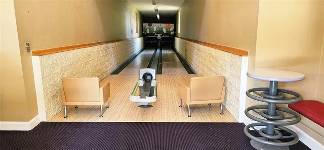 $175,000 | 5548 Metrowest Boulevard, Unit 209, Orlando, FL 32811