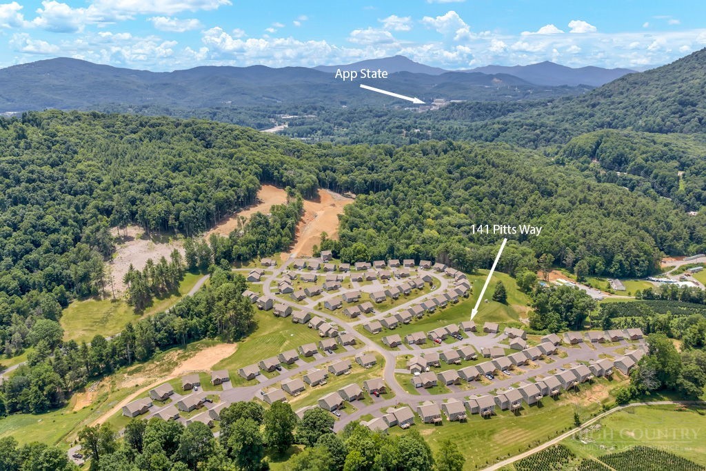 141 Pitts Way, Unit 127 Boone, NC 28607 - Photo 5 of 22