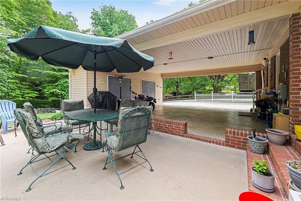 305 Ridgecrest Drive Lexington, NC 27292 - Photo 26 of 30