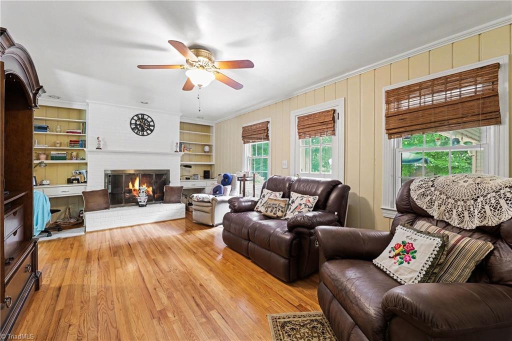 305 Ridgecrest Drive Lexington, NC 27292 - Photo 5 of 30