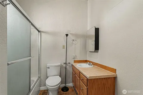 $459,999 | 140 South Cambrian Avenue, Bremerton, WA 98312