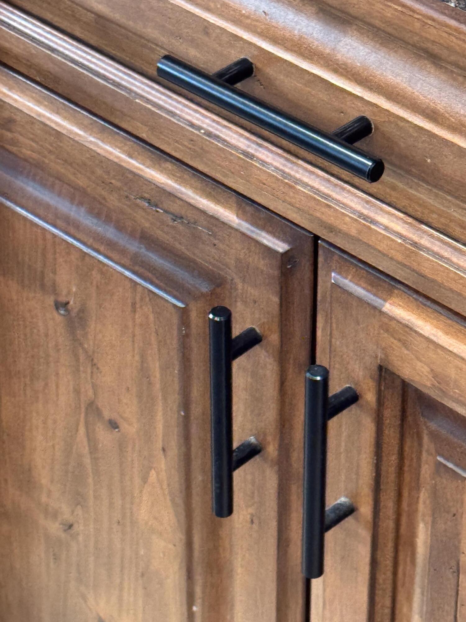 80394 Ave 48, Unit 156 Indio, CA 92201 - Photo 38 of 42 a close view of a shower in the kitchen