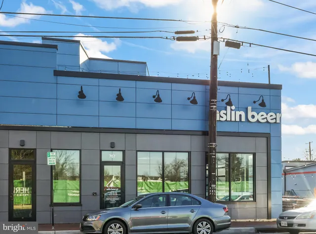 a car parked in front of a building