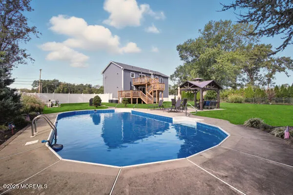 a view of outdoor space yard deck and patio