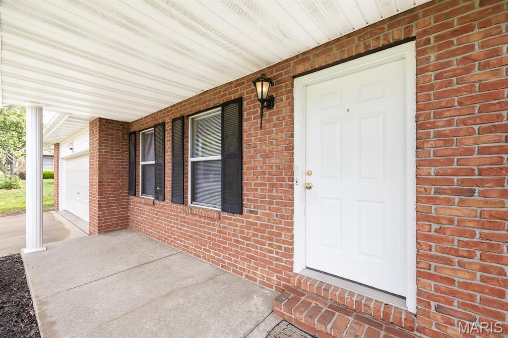 116 Rio Verde Drive Belleville, IL 62221 - Photo 3 of 24