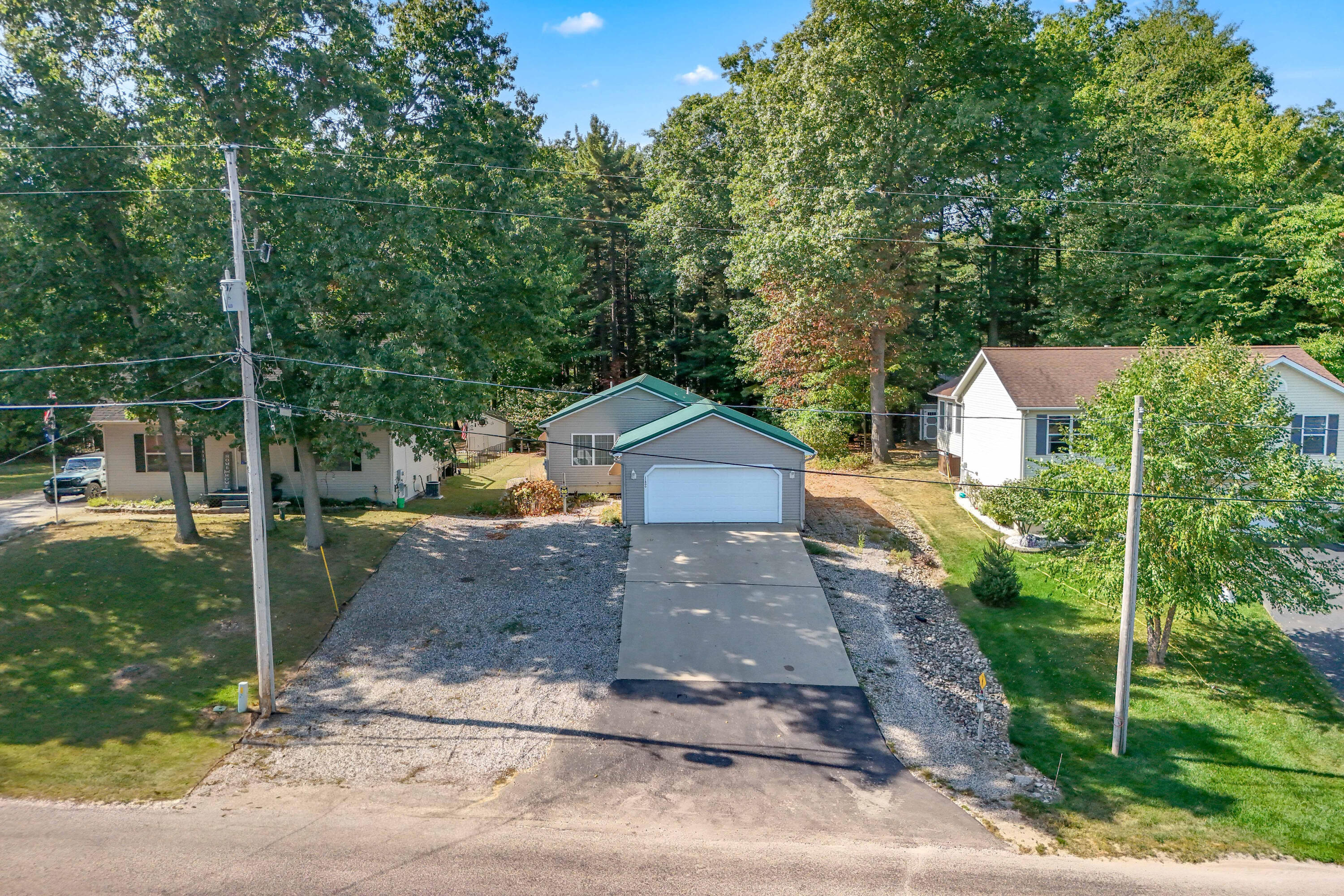 11600 Baker Road Jerome, MI 49249 - Photo 15 of 56 14