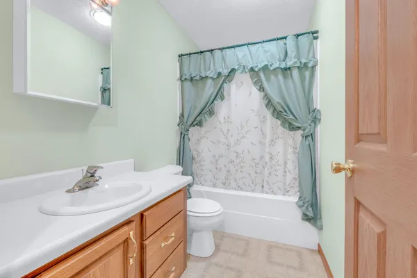 $259,900 | 11600 Baker Road, Jerome, MI 49249