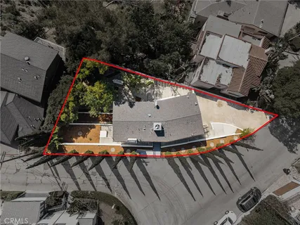 $1,675,000 | 3950 Franklin Avenue, Los Angeles, CA 90027