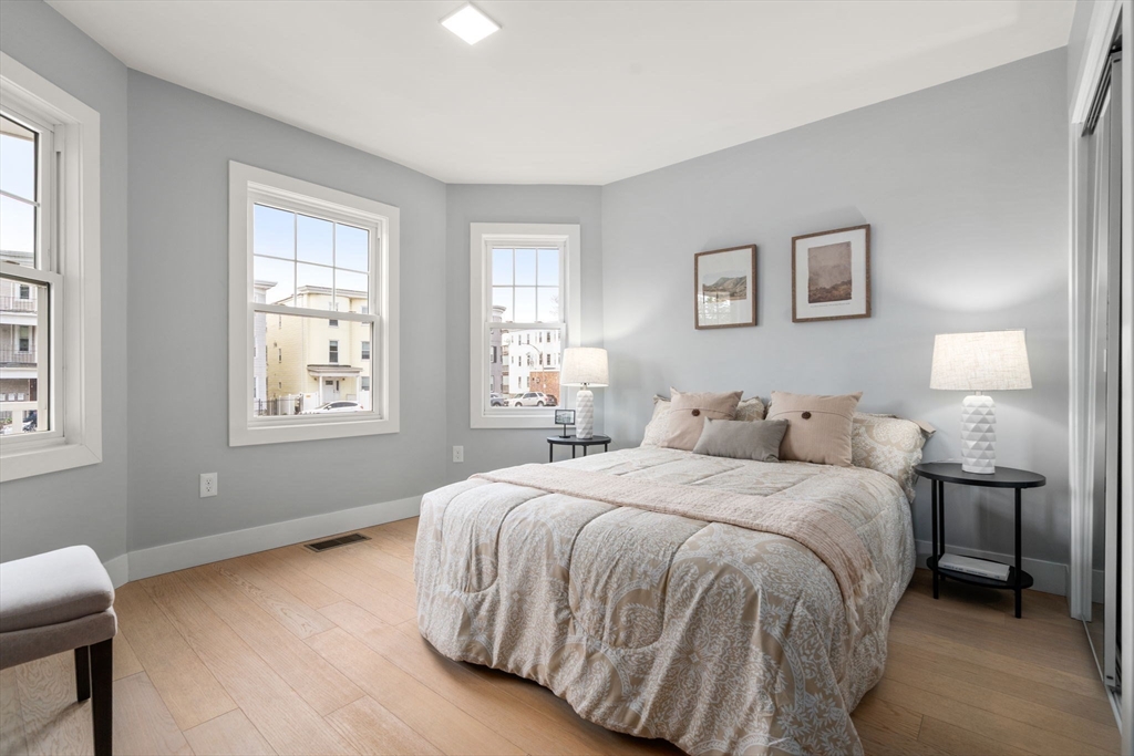 679 Columbia Road, Unit 5 Boston, MA 02125 - Photo 8 of 11 Gallery Image 8