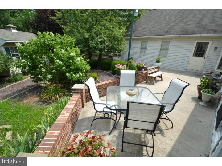205 Knapp Road Lansdale, PA 19446 - Photo 22 of 25 Patio