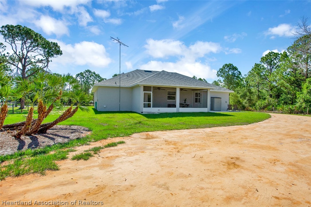 6105 Apple Road Sebring, FL 33875 - Photo 32 of 36 Gallery Image 32
