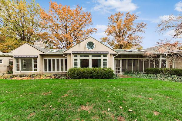 2448 Edington Road Columbus, OH 43221 - Photo 32 of 37