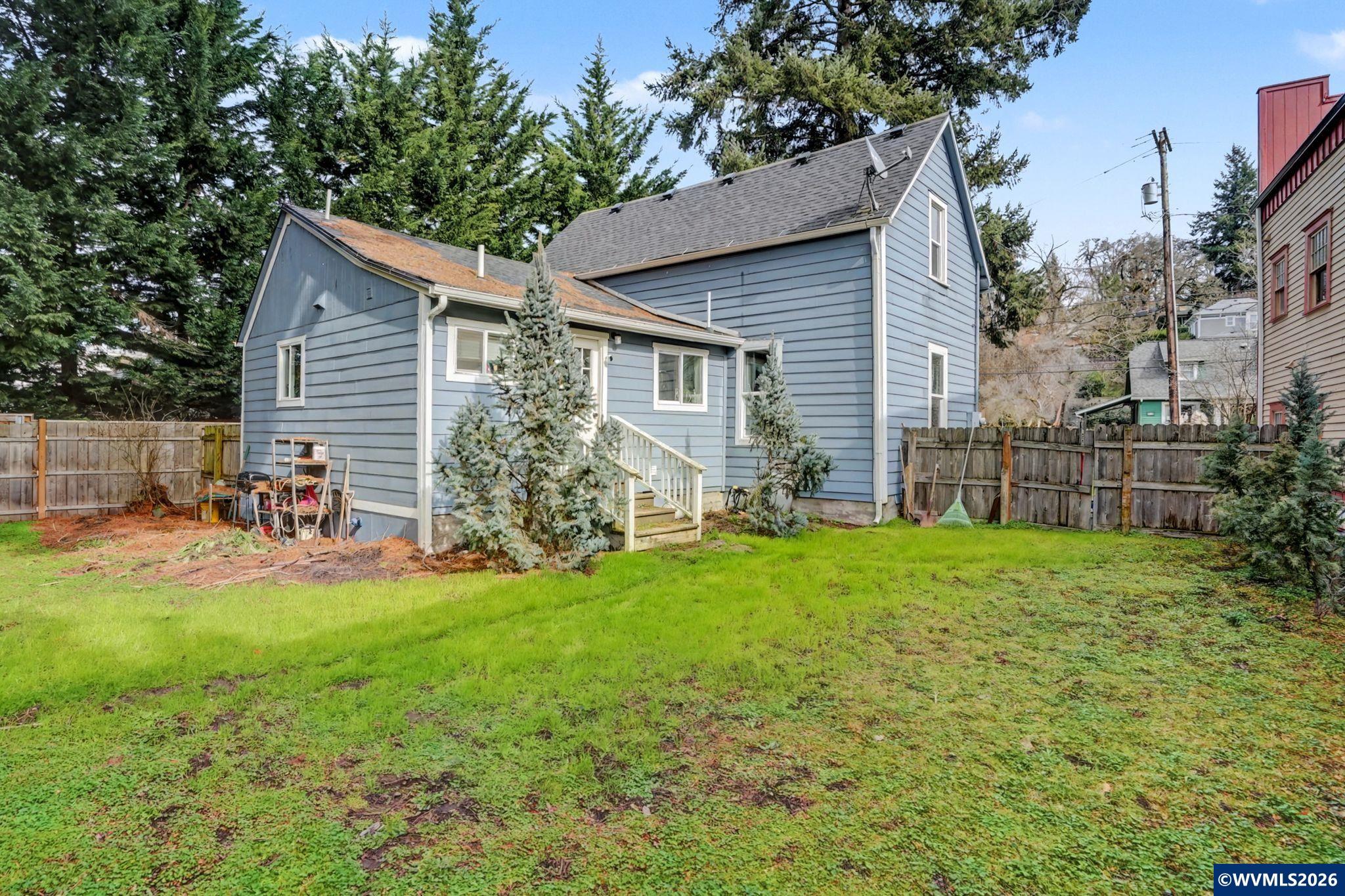 213 Mill Street Silverton, OR 97381 - Photo 29 of 30