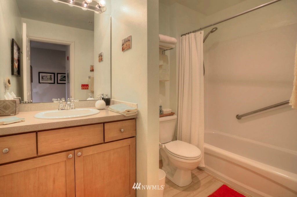 17432 Bothell Way Northeast, Unit 306 Bothell, WA 98011 - Photo 14 of 17 Gallery Image 14