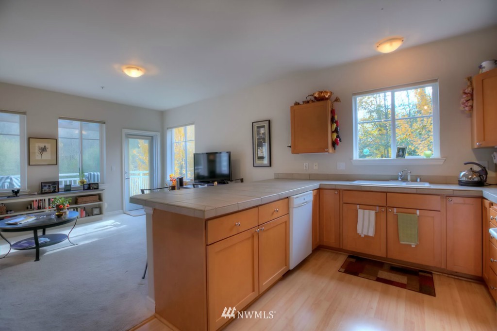 17432 Bothell Way Northeast, Unit 306 Bothell, WA 98011 - Photo 9 of 17 Gallery Image 9
