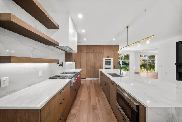 $3,456,767 | 2904 Westhill Drive, Austin, TX 78704