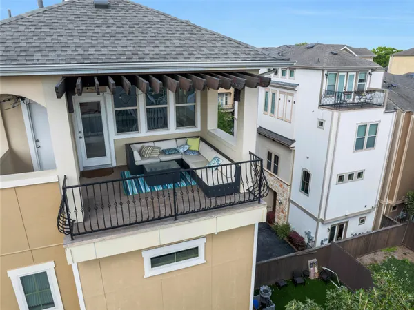 $650,000 | 5209 Gibson Street, Unit A, Houston, TX 77007