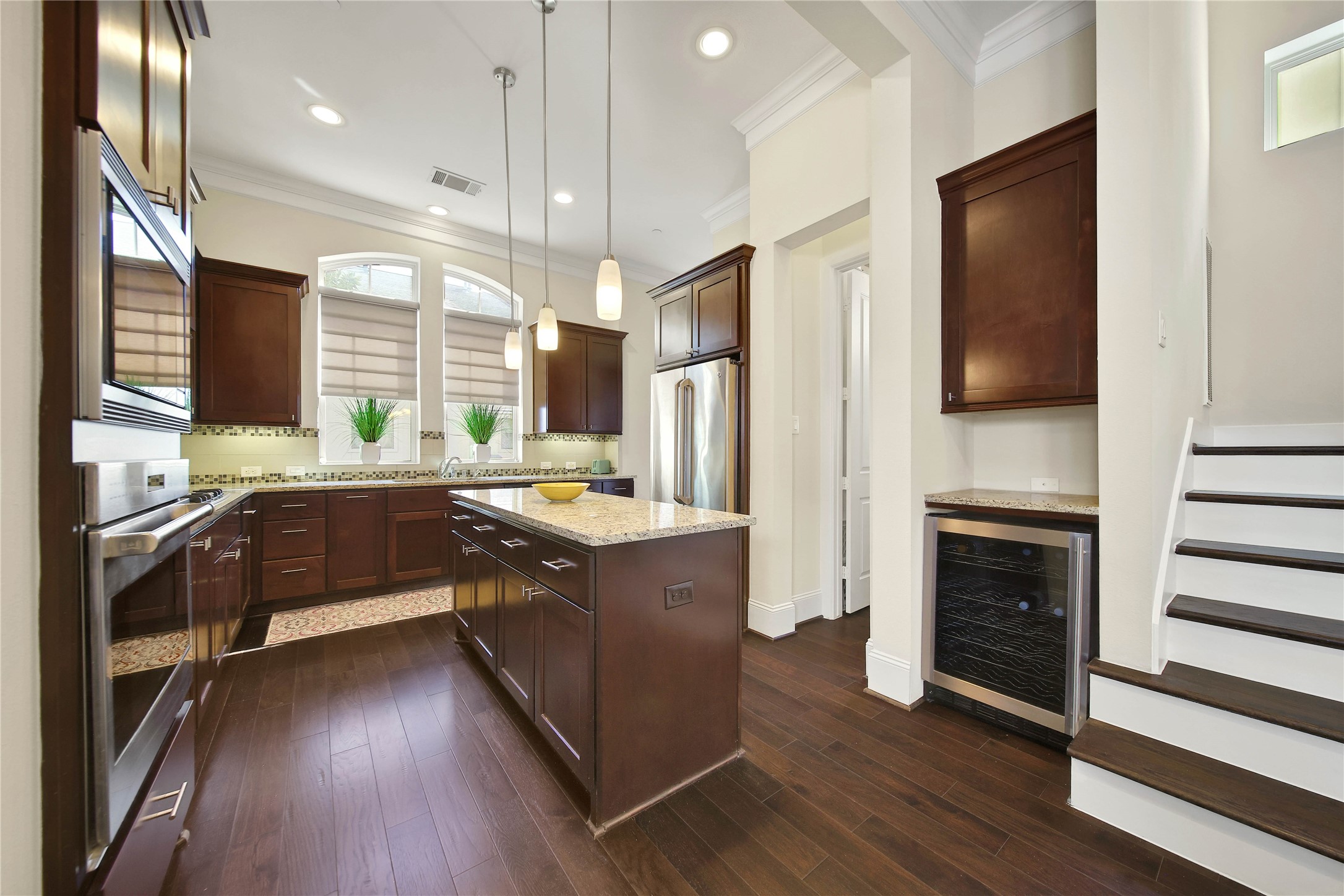 5209 Gibson Street, Unit A Houston, TX 77007 - Photo 12 of 45