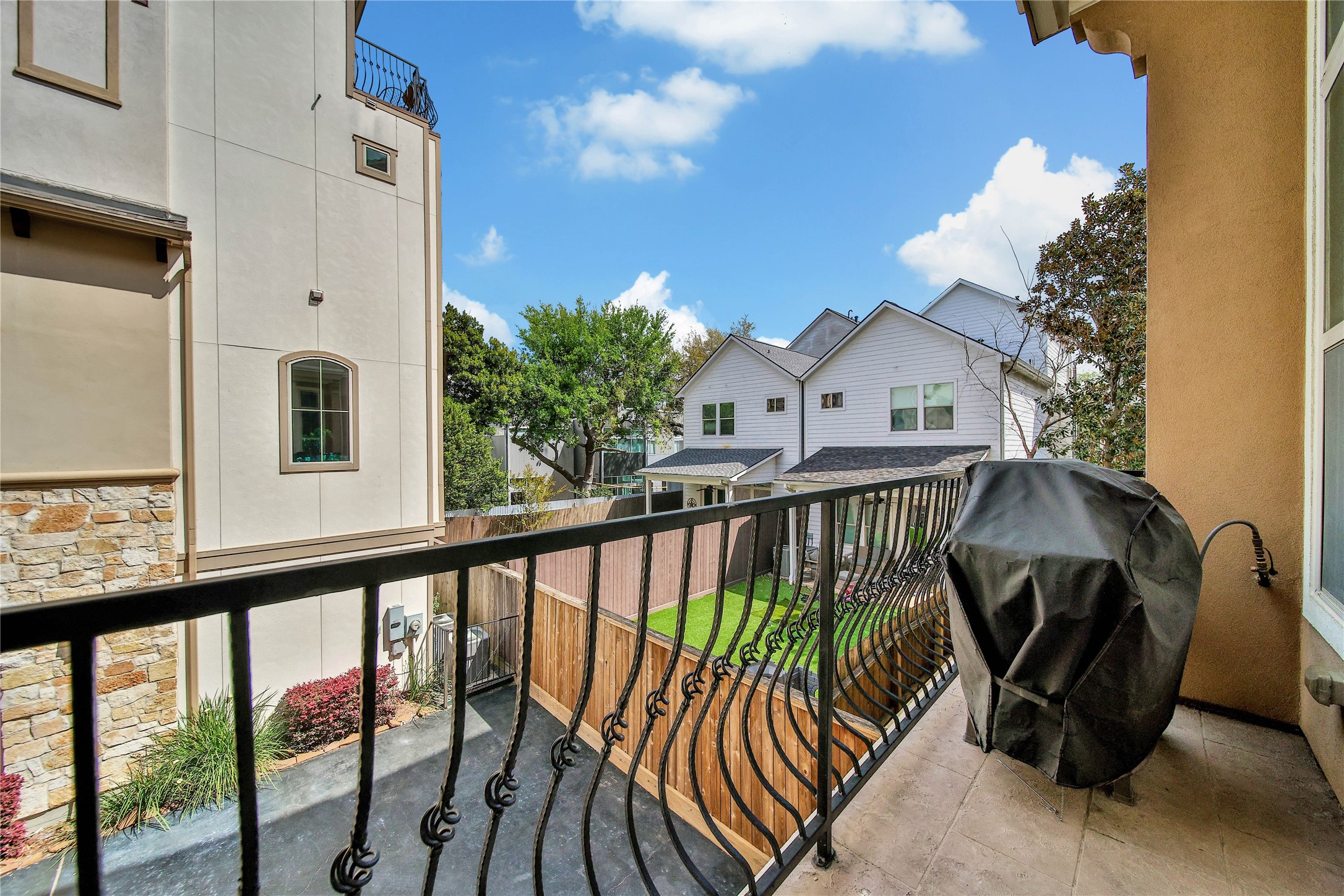 5209 Gibson Street, Unit A Houston, TX 77007 - Photo 22 of 45