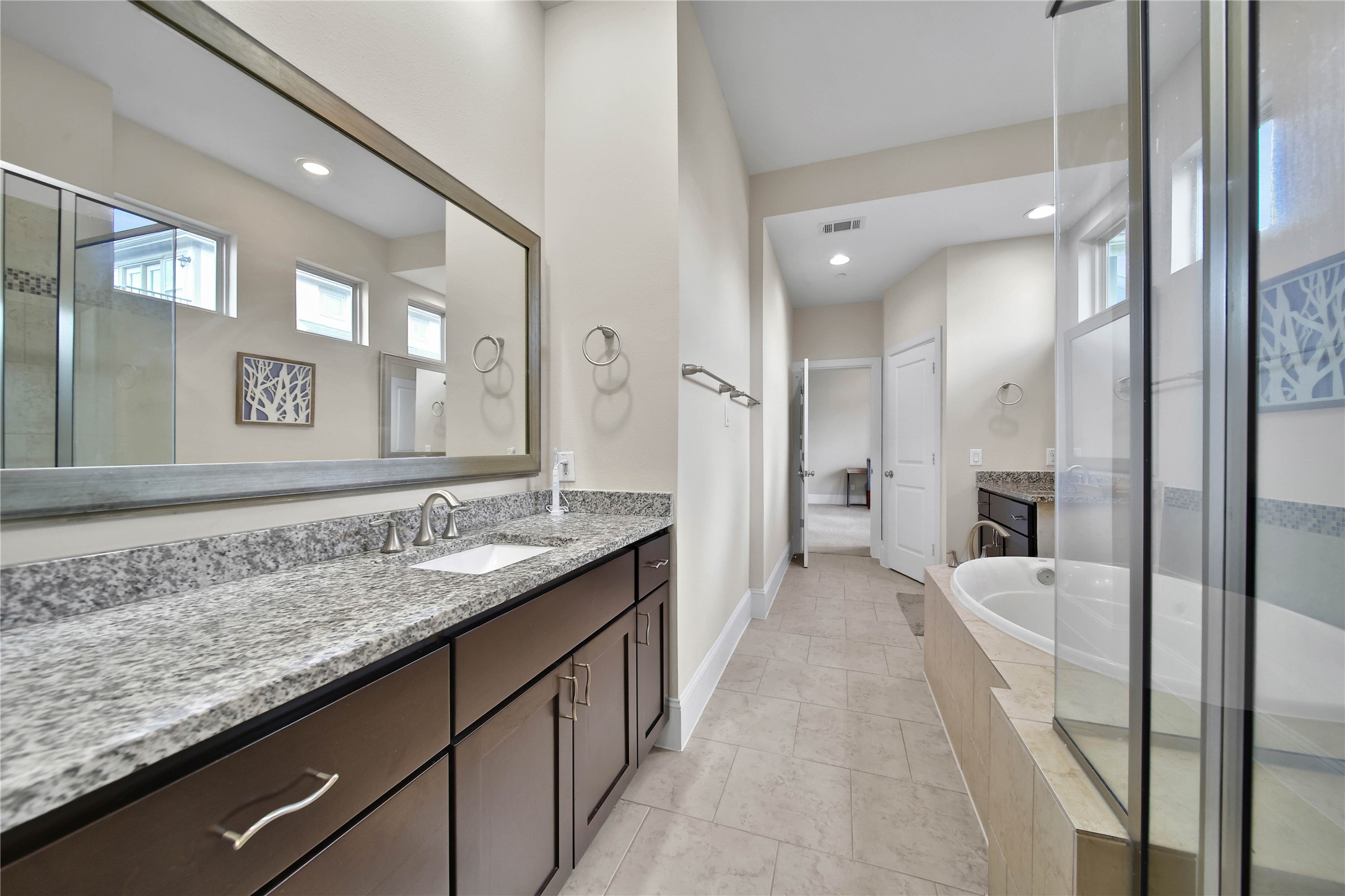 5209 Gibson Street, Unit A Houston, TX 77007 - Photo 27 of 45