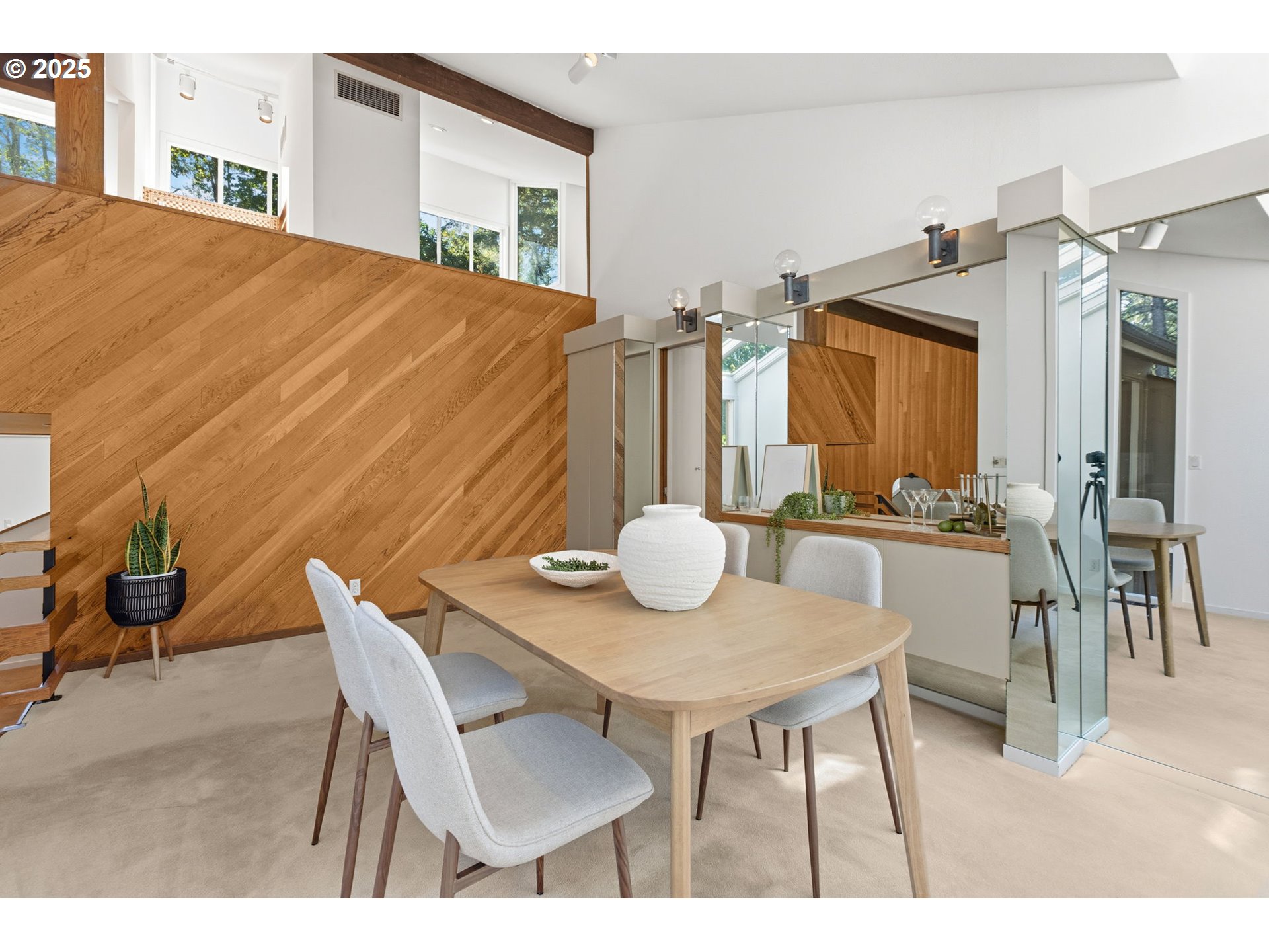 3905 Spring Boulevard Eugene, OR 97405 - Photo 14 of 48