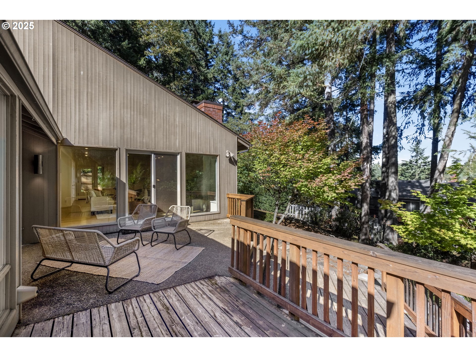 3905 Spring Boulevard Eugene, OR 97405 - Photo 23 of 48