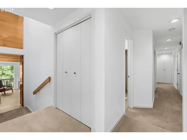 $885,000 | 3905 Spring Boulevard, Eugene, OR 97405