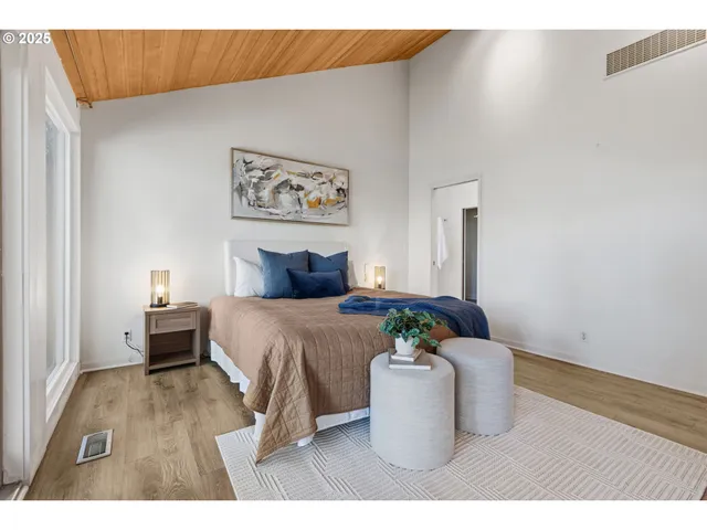 $885,000 | 3905 Spring Boulevard, Eugene, OR 97405