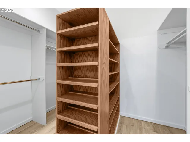 $885,000 | 3905 Spring Boulevard, Eugene, OR 97405