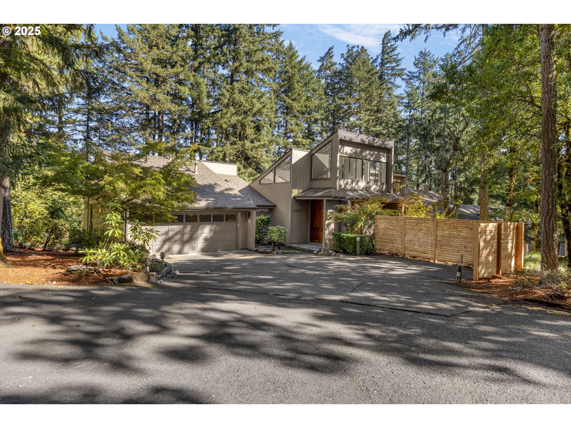 3905 Spring Boulevard Eugene, OR 97405 - Photo 46 of 48