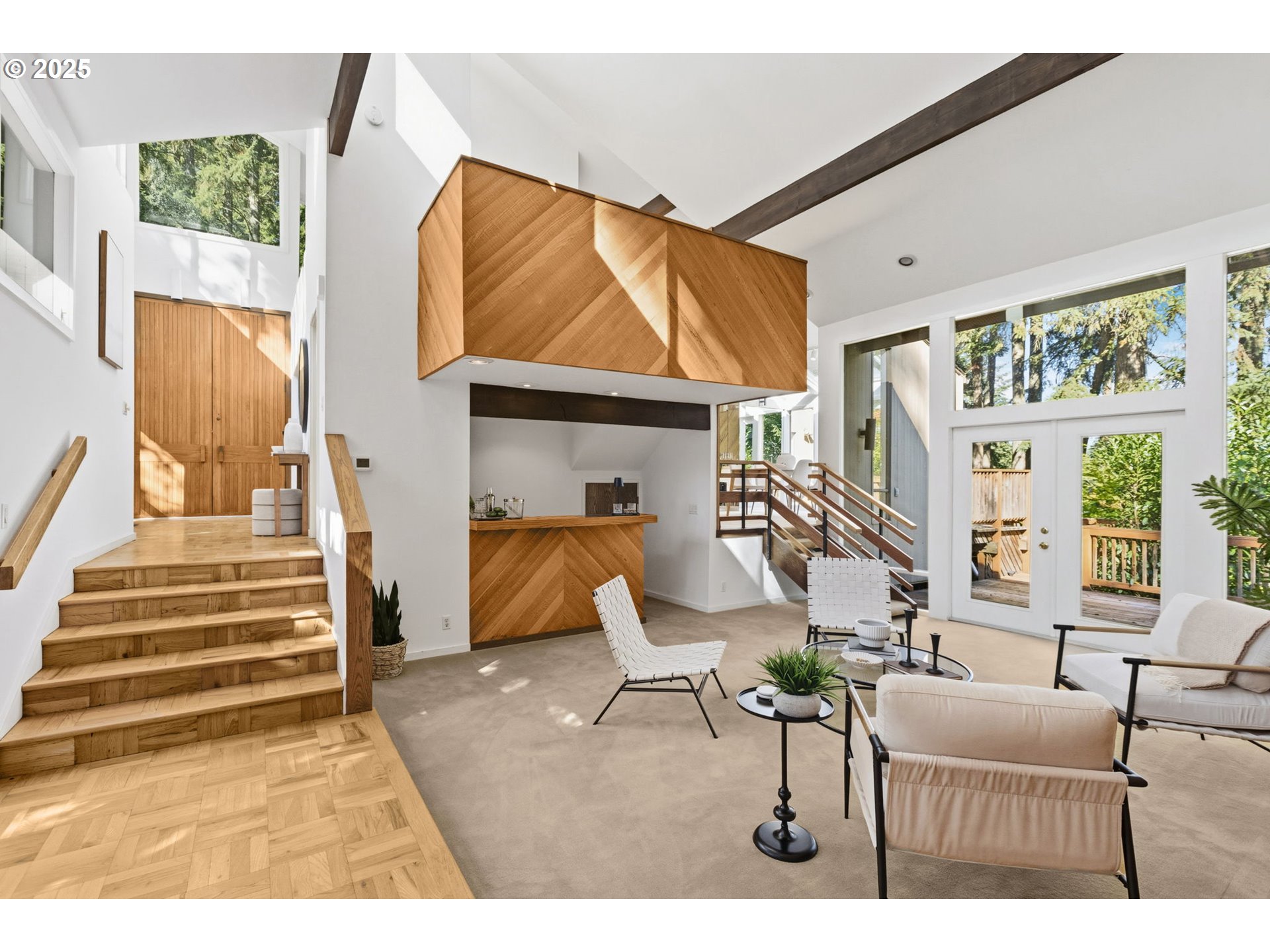 3905 Spring Boulevard Eugene, OR 97405 - Photo 9 of 48