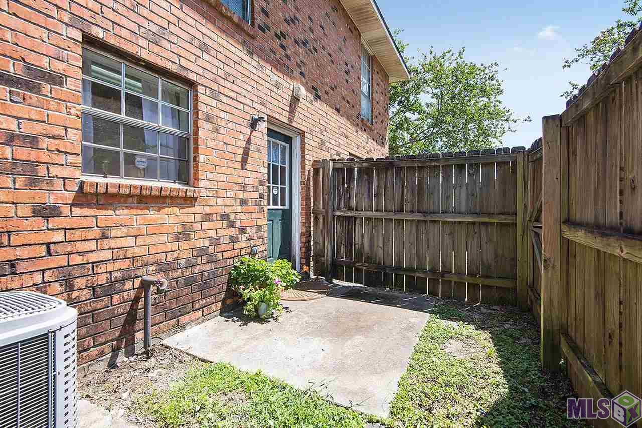1730 Brightside Drive, Unit B Baton Rouge, LA 70820 - Photo 12 of 12 Fully Fenced Patio