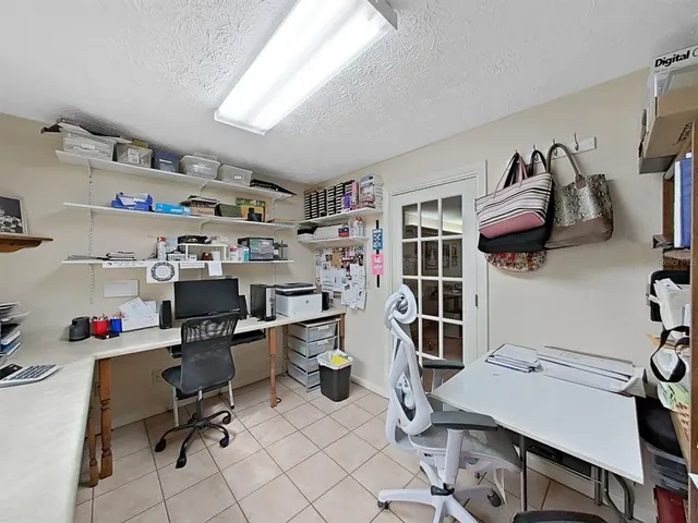 $649,900 | 4111 Robinson Road, Valrico, FL 33594