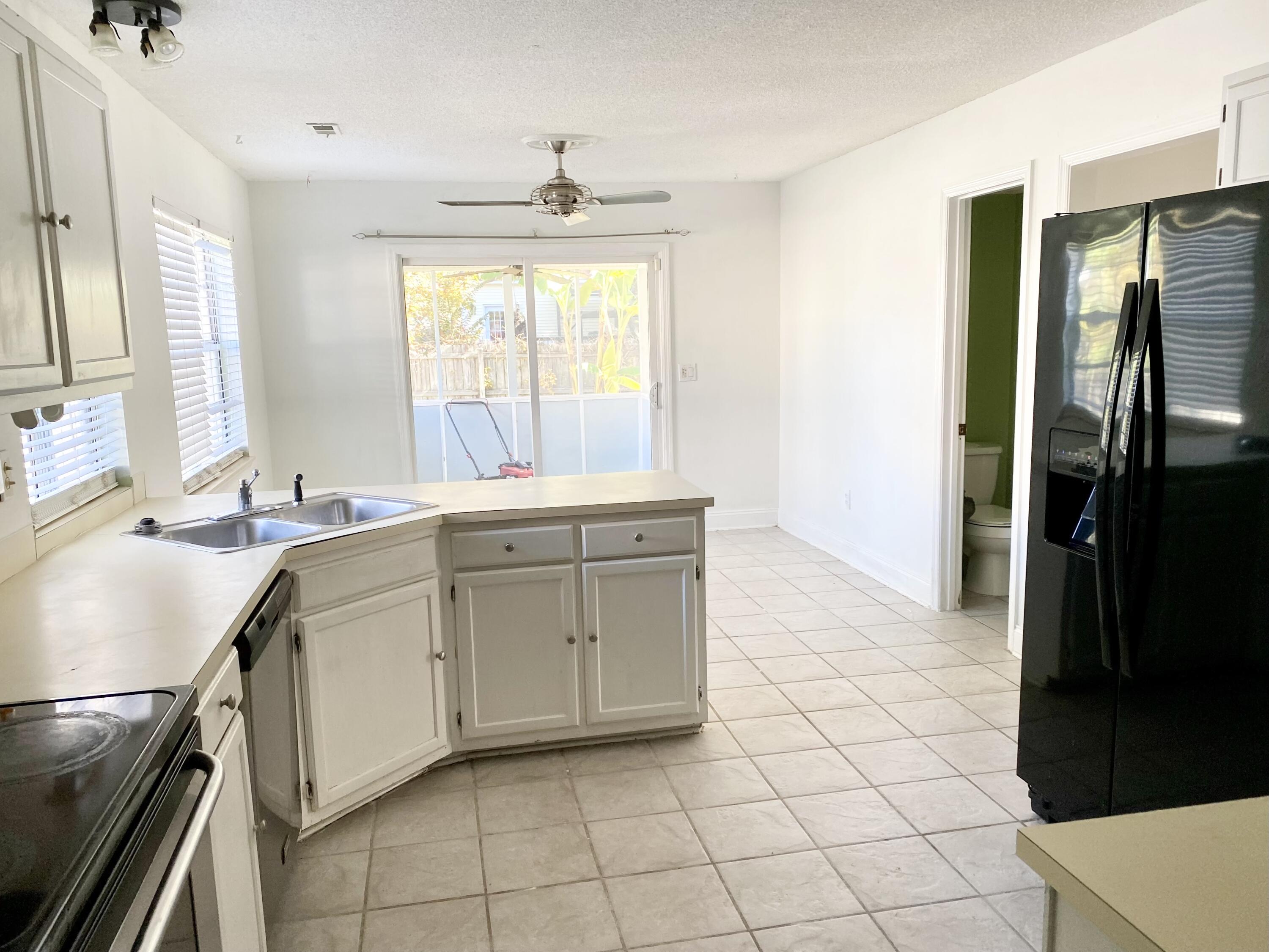 423 Indigo Road Goose Creek, SC 29445 - Photo 6 of 14 FullSizeRender_6