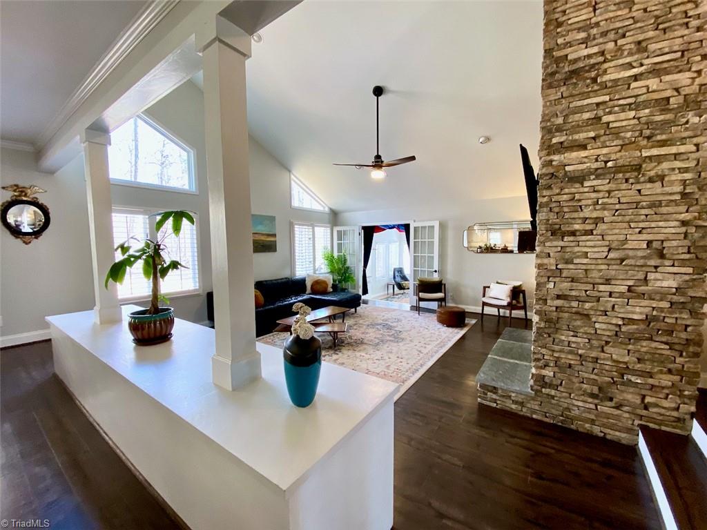 8045 Lasater Road Clemmons, NC 27012 - Photo 3 of 27 Entry